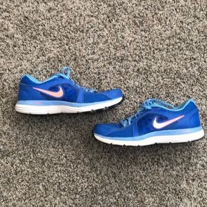 Nike Dual Fusion ST3